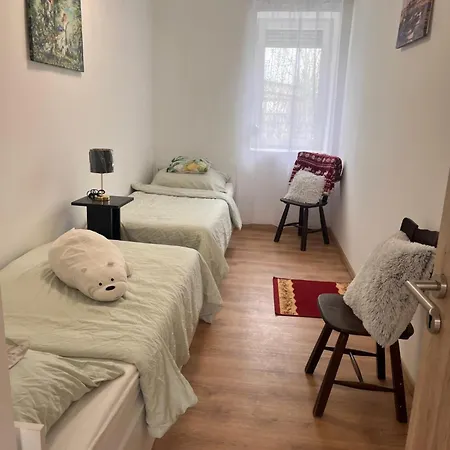 Ladislaus Garden Apartment